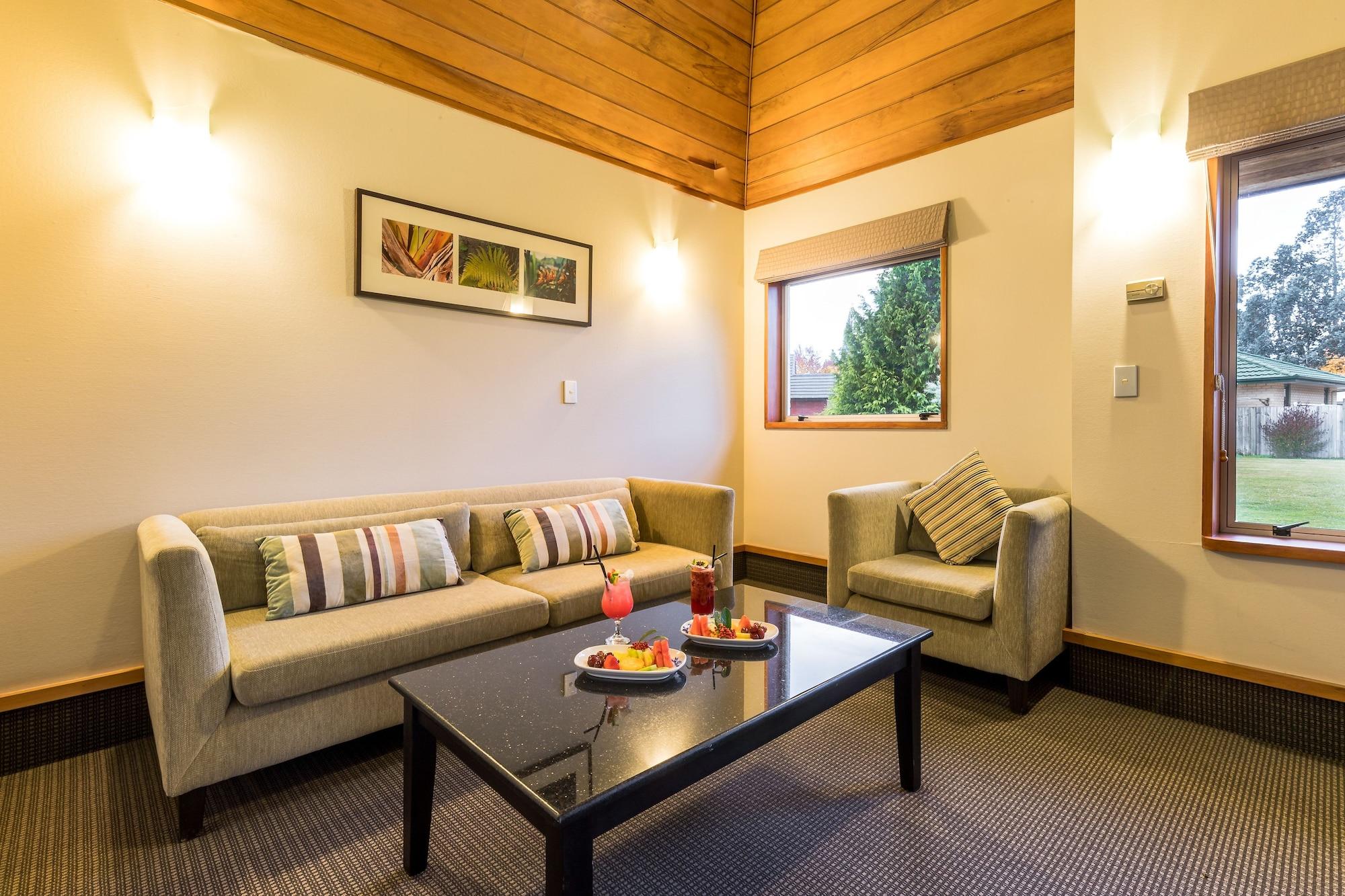Distinction Te Anau Hotel & Villas Eksteriør bilde