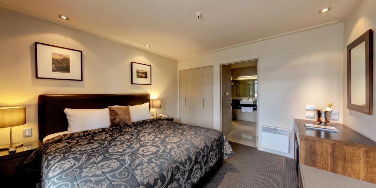 Distinction Te Anau Hotel & Villas Eksteriør bilde
